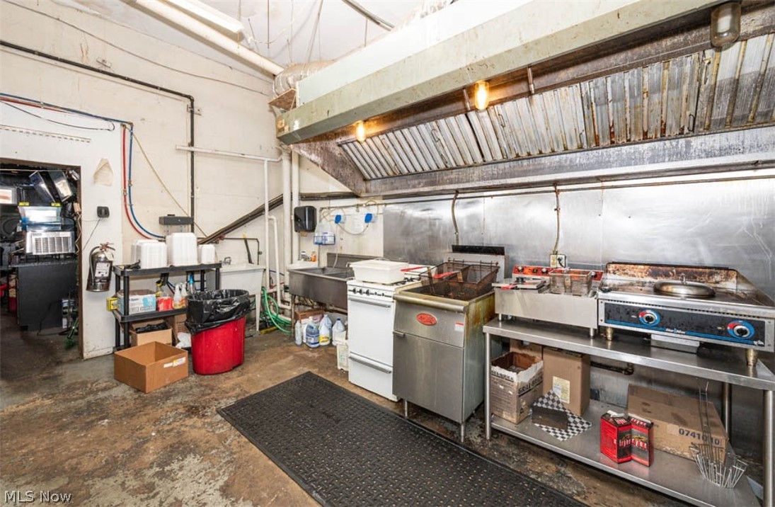 1120 Pennsylvania Avenue East Liverpool OH 43920
