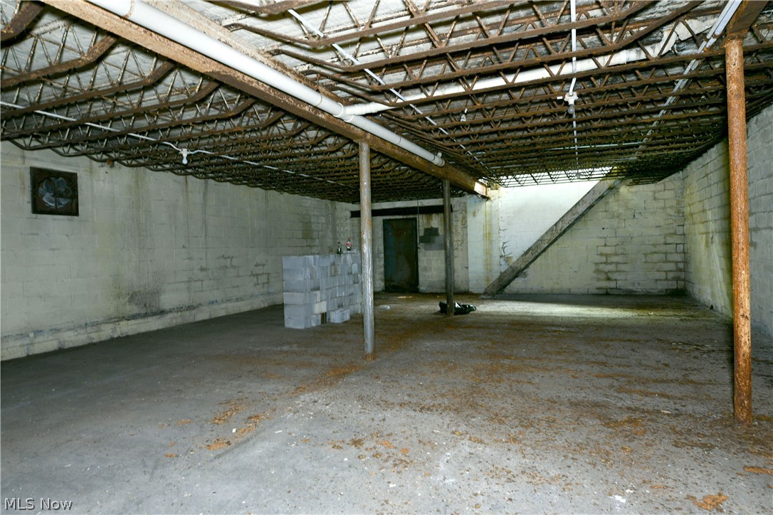 1535 Logan Avenue Youngstown OH 44505