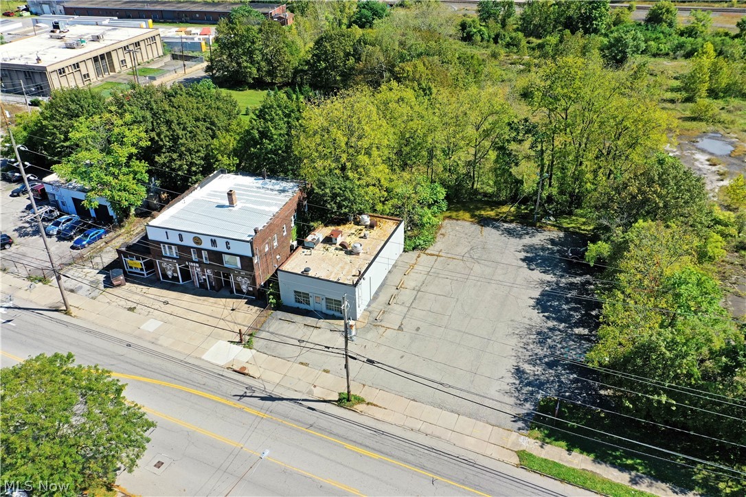 1535 Logan Avenue Youngstown OH 44505