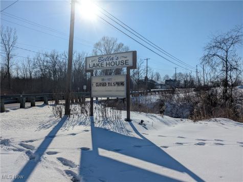 6497 State Route 85 Andover OH 44003