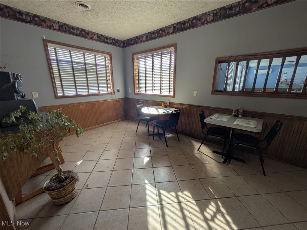 6497 State Route 85 Andover OH 44003