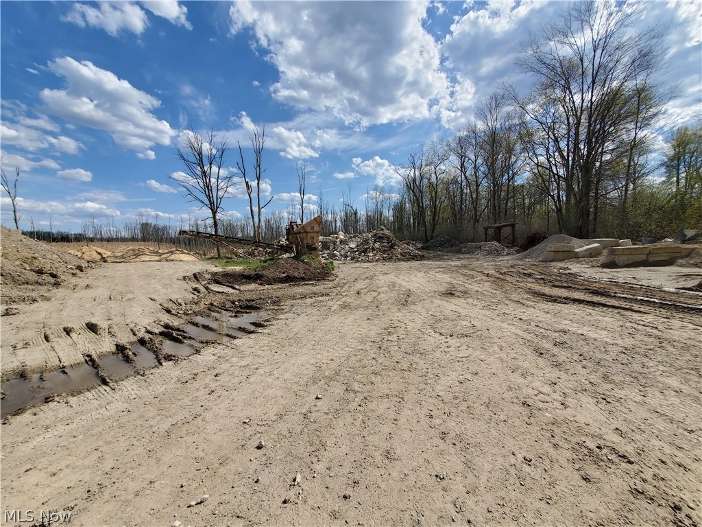 12989 Mayfield Road Chardon OH 44024
