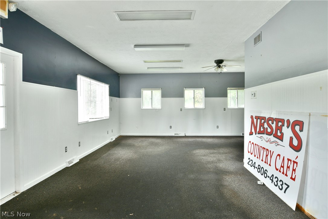 1500 Carson Salt Springs Road Warren OH 44481