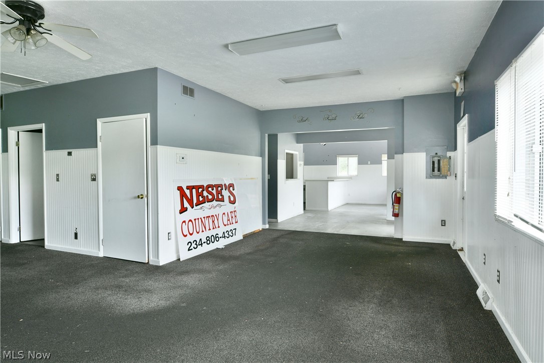 1500 Carson Salt Springs Road Warren OH 44481