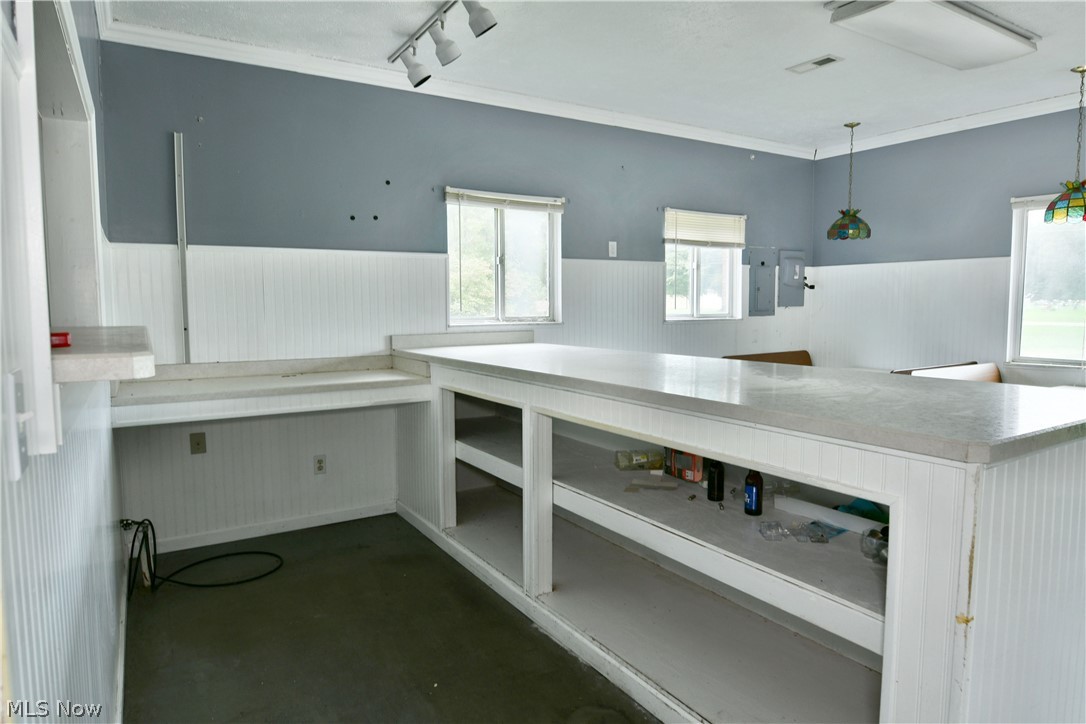 1500 Carson Salt Springs Road Warren OH 44481