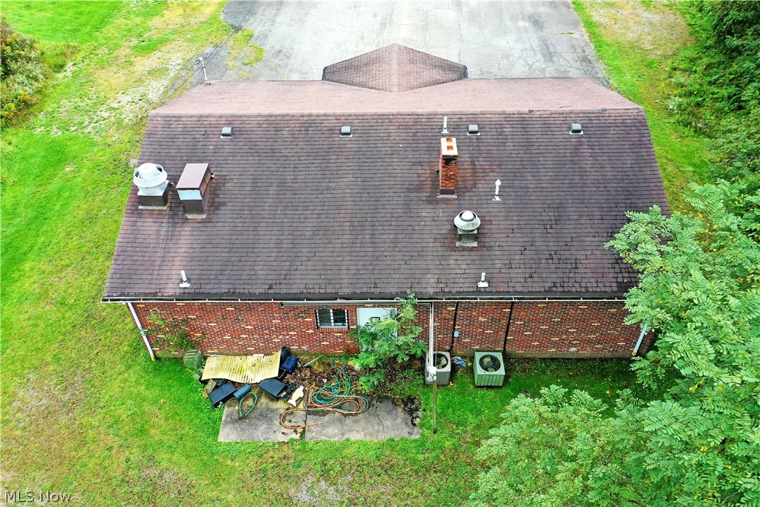 1500 Carson Salt Springs Road Warren OH 44481