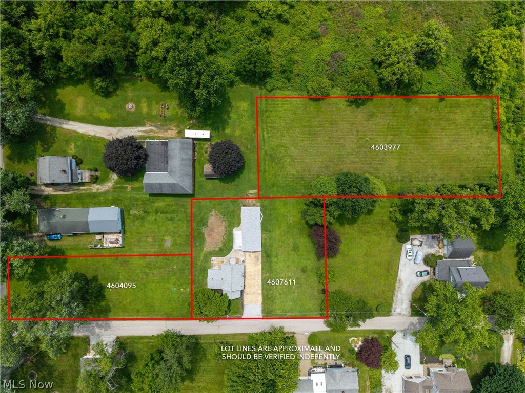 1740 Anton Street Akron OH 44320