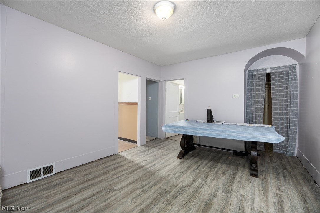 1740 Anton Street Akron OH 44320
