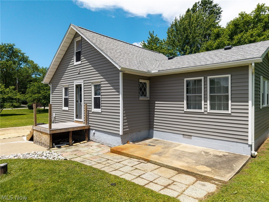1740 Anton Street Akron OH 44320
