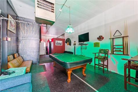 608 E 185th Euclid OH 44119