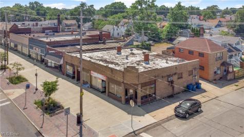 608 E 185th Euclid OH 44119
