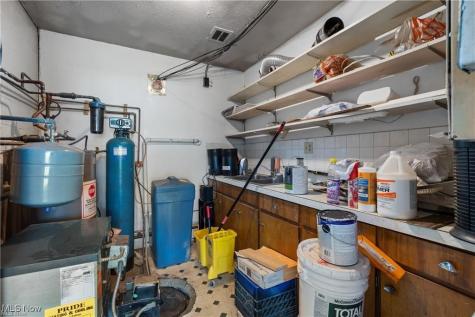 7000 Manchester Road Clinton OH 44216