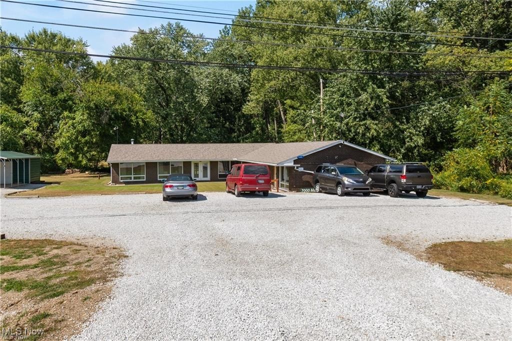 7000 Manchester Road Clinton OH 44216