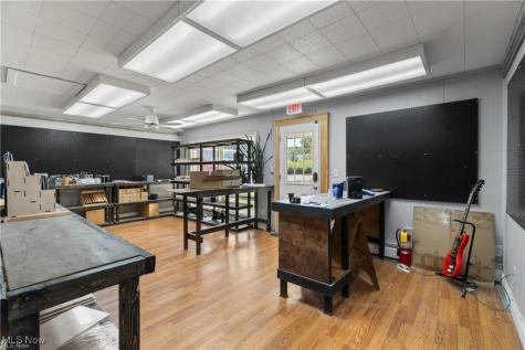 7000 Manchester Road Clinton OH 44216