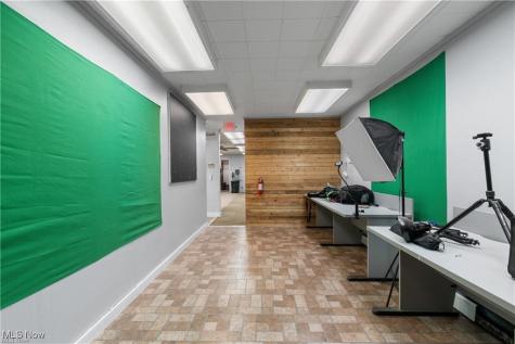 7000 Manchester Road Clinton OH 44216