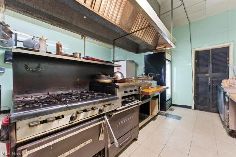 3013 Tuscarawas Street W Canton OH 44708