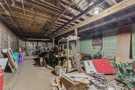 3013 Tuscarawas Street W Canton OH 44708