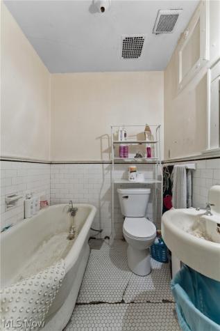 3013 Tuscarawas Street W Canton OH 44708