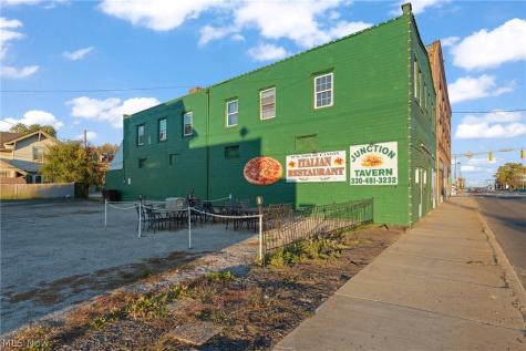 3013 Tuscarawas Street W Canton OH 44708