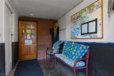 3013 Tuscarawas Street W Canton OH 44708