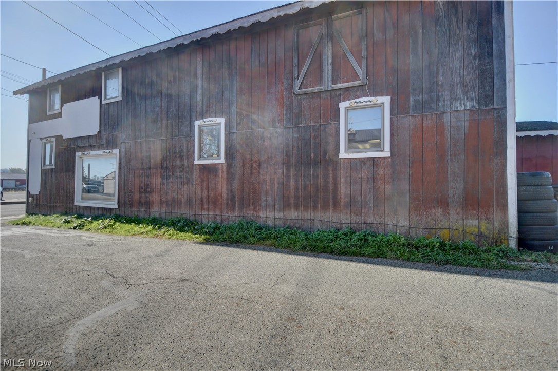 118 Factory Street SE Sugarcreek OH 44681
