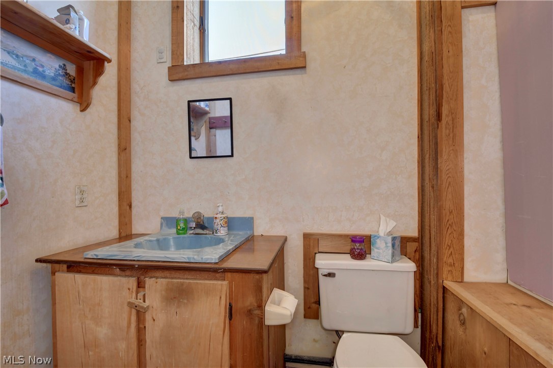 118 Factory Street SE Sugarcreek OH 44681