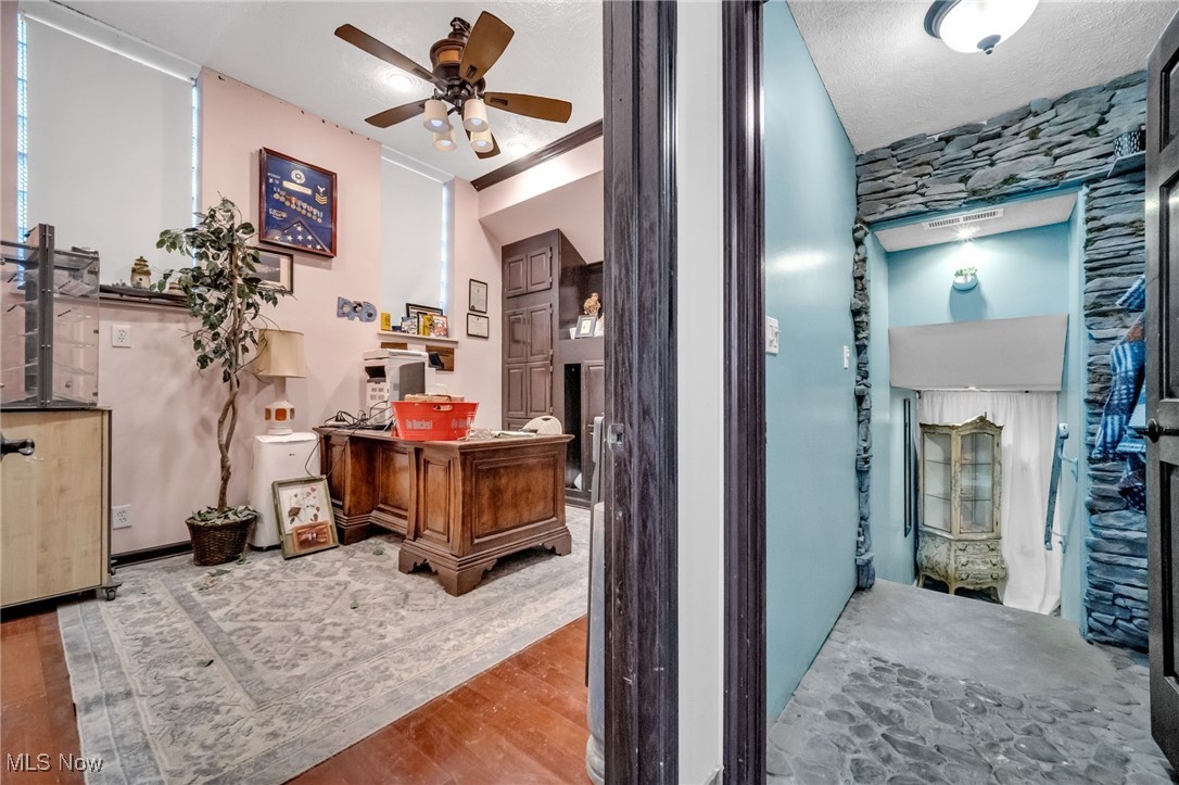 1386 Cranford Avenue Lakewood OH 44107