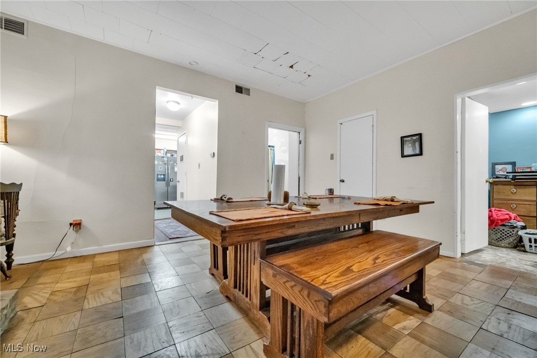 1386 Cranford Avenue Lakewood OH 44107