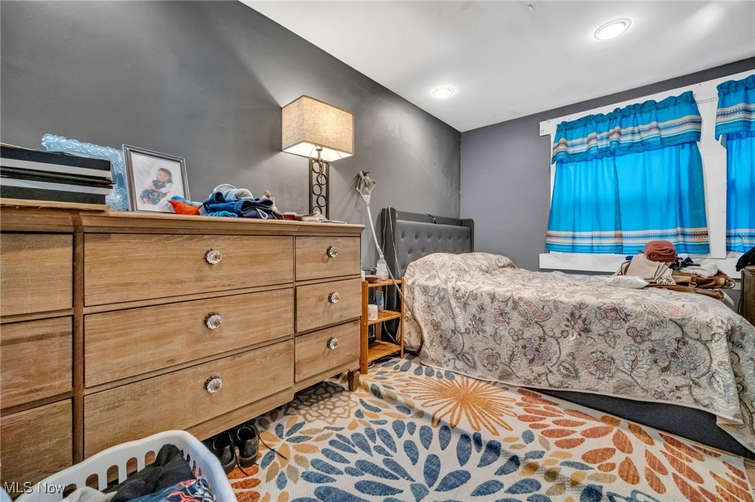 1386 Cranford Avenue Lakewood OH 44107