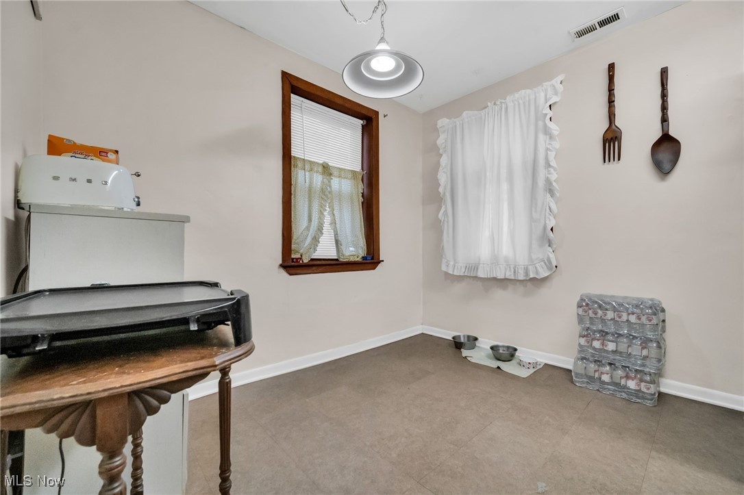 1386 Cranford Avenue Lakewood OH 44107