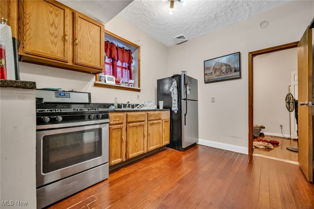 1386 Cranford Avenue Lakewood OH 44107