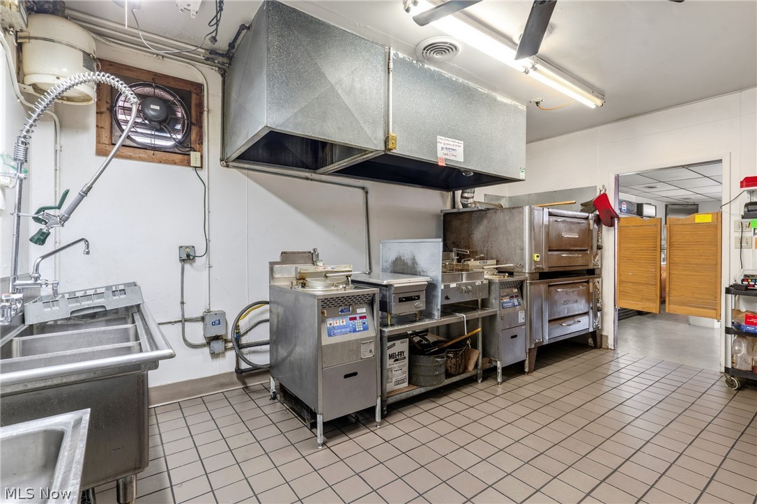 130 W Lisbon Street Waynesburg OH 44688