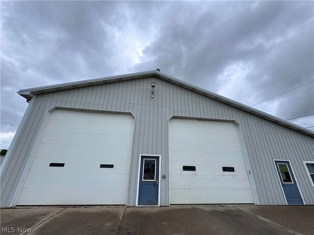 622 Pleasant Valley Road NW Sugarcreek OH 44681