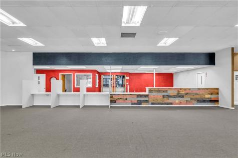 7587-7590 Mentor Avenue Mentor OH 44060