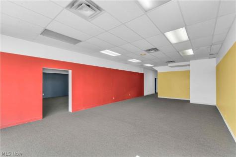 7587-7590 Mentor Avenue Mentor OH 44060