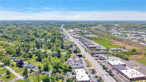 7587-7590 Mentor Avenue Mentor OH 44060