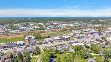 7587-7590 Mentor Avenue Mentor OH 44060