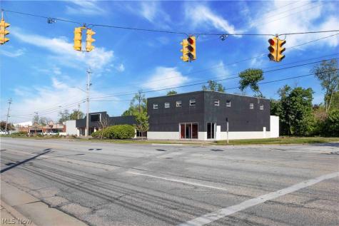 7587-7590 Mentor Avenue Mentor OH 44060