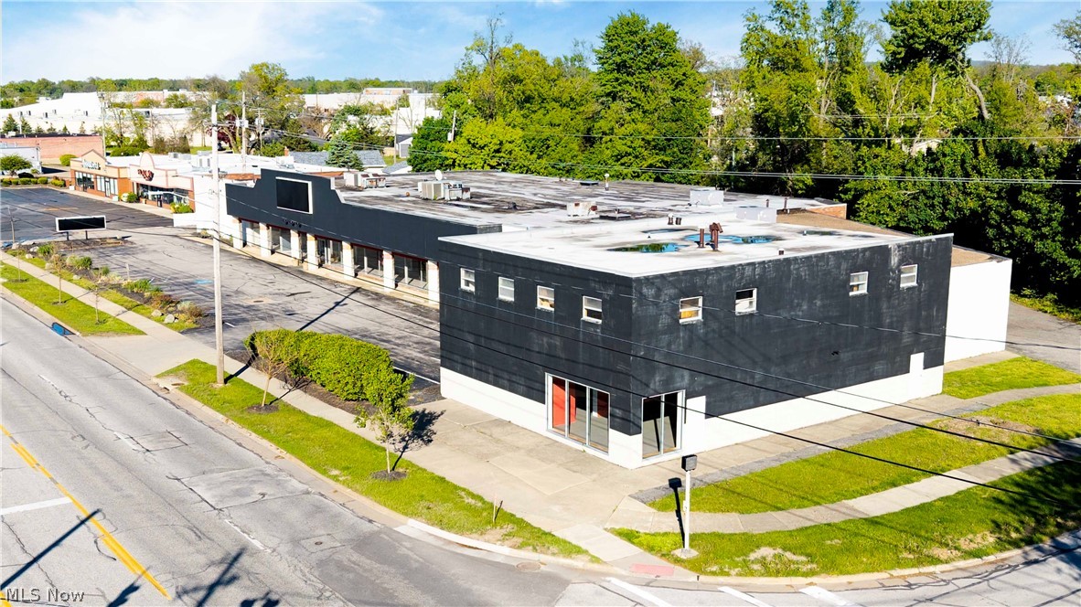 7587-7590 Mentor Avenue Mentor OH 44060