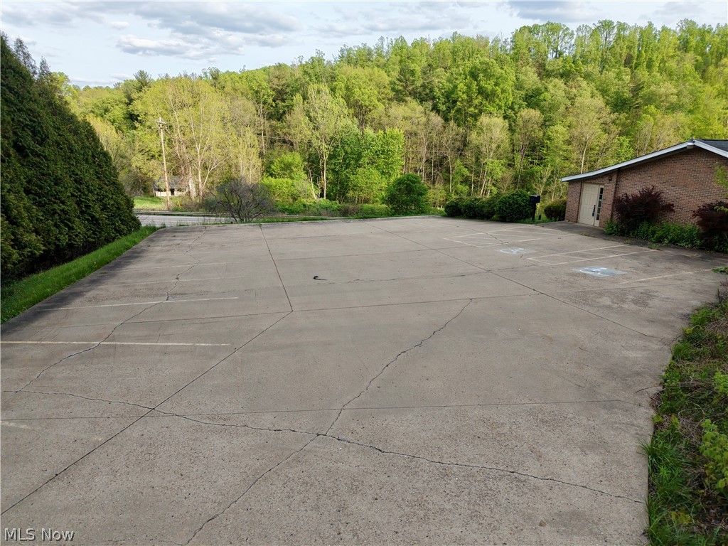 62770 Barnesville Hendrysburg (State Route 800) Road Barnesville OH 43713