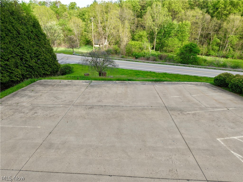 62770 Barnesville Hendrysburg (State Route 800) Road Barnesville OH 43713