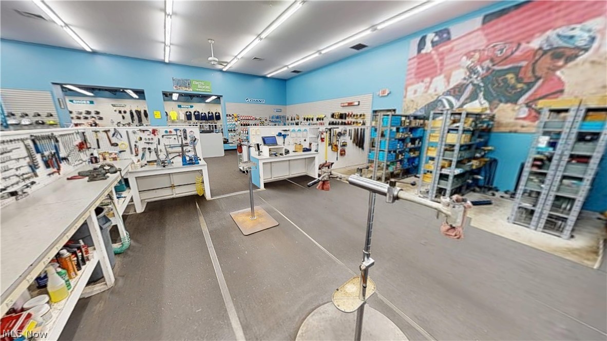 964 N State Street Girard OH 44420