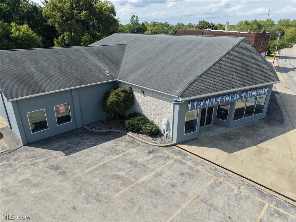 964 N State Street Girard OH 44420