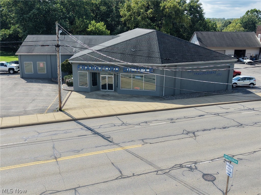 964 N State Street Girard OH 44420
