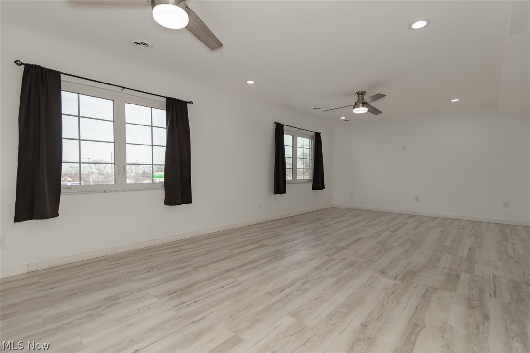 5393 Pearl Road Parma OH 44109