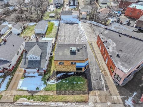 5393 Pearl Road Parma OH 44109