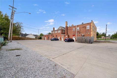 483 E 260th Street Euclid OH 44132