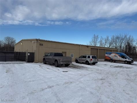 1920 S Main Street Akron OH 44301