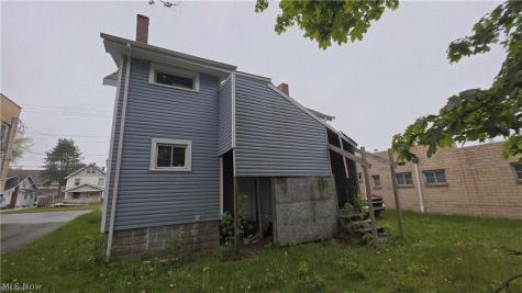 1934 E Midlothian Boulevard Youngstown OH 44502