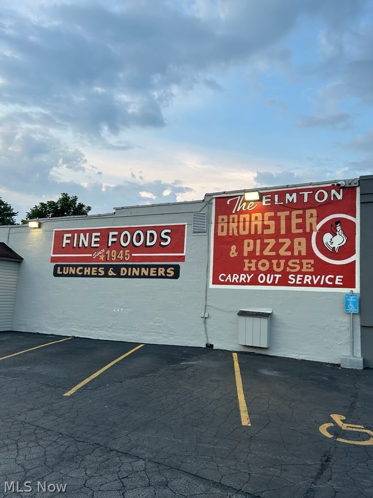 584 5th Street Struthers OH 44471